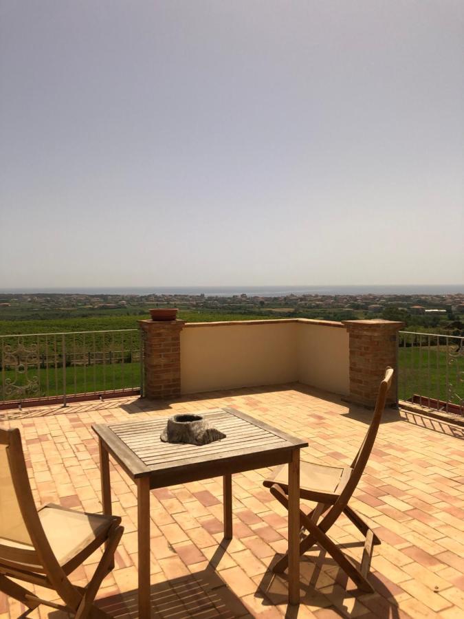 Agriturismo Donna Germana Cirò Marina Kültér fotó